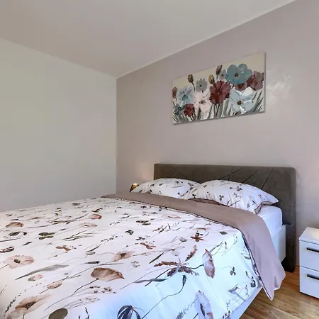 Krizanci By Interhome Hébergement de vacances